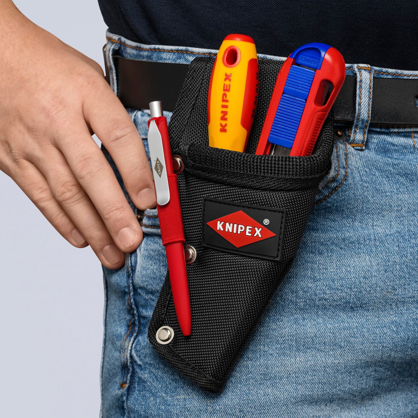 75 LE 7 1/2" Multi-purpose Belt Pouch, Empty