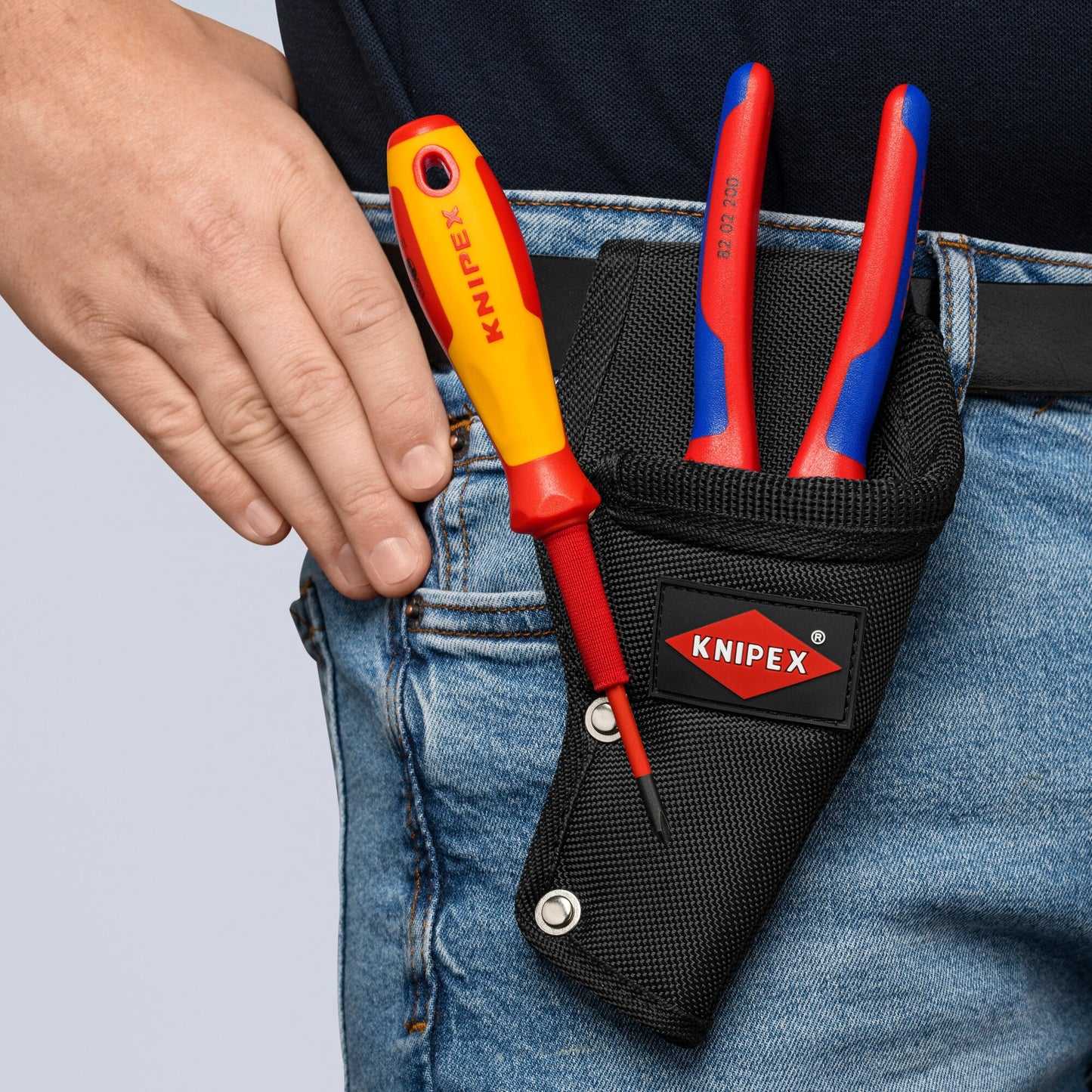 75 LE 7 1/2" Multi-purpose Belt Pouch, Empty